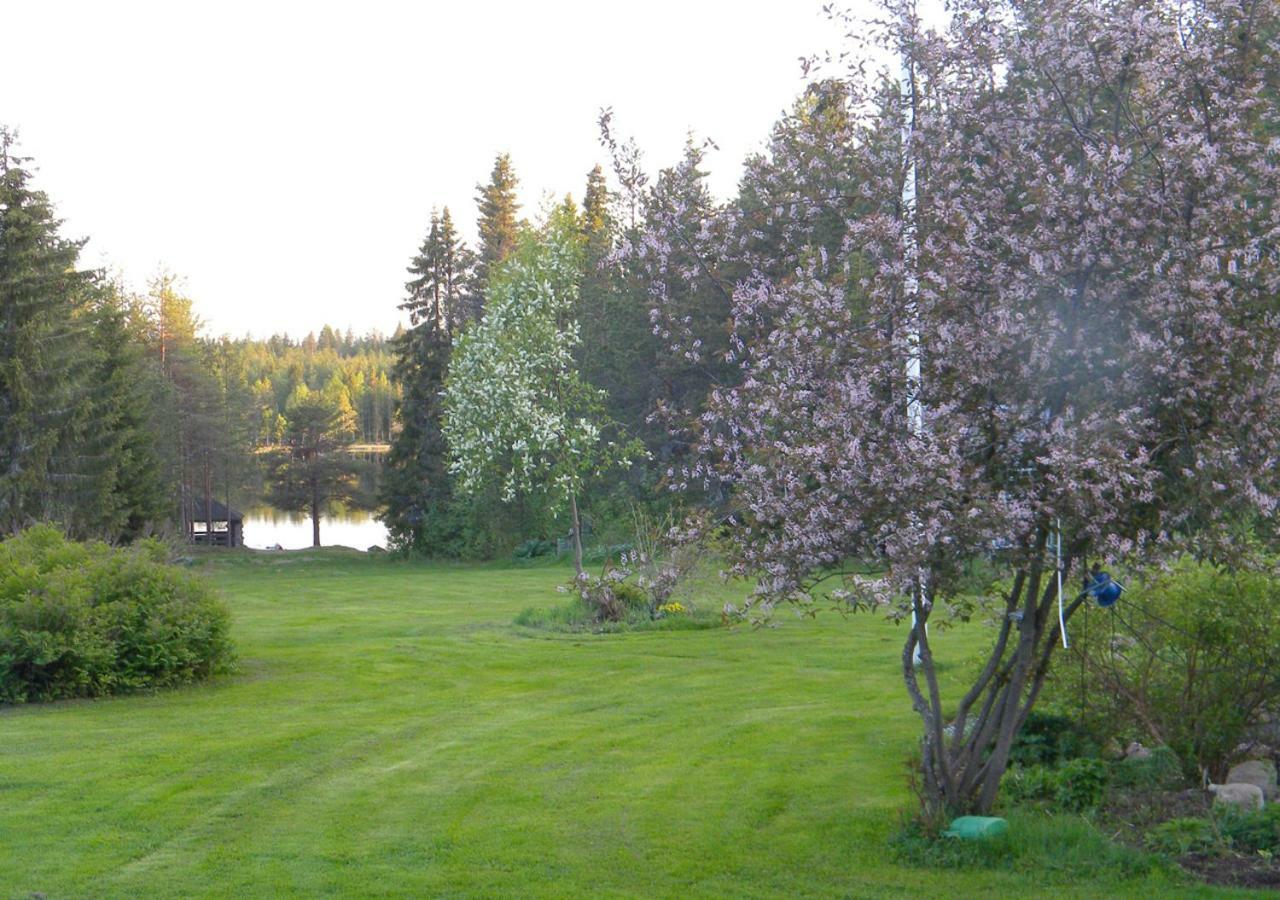 Lomakylae Atimo Villa Alakitka Buitenkant foto